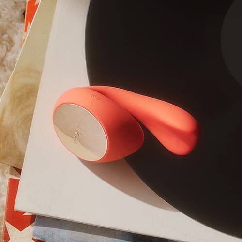 LELO IDA Wave - вибратор для двойной стимуляции с мобильным приложением - Коралловый