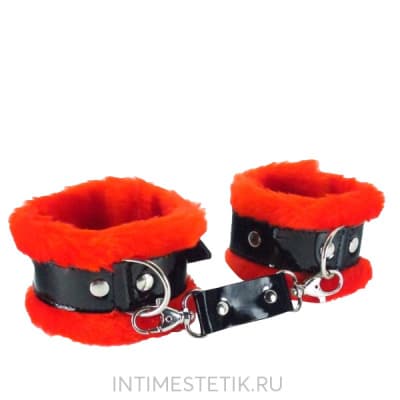 Наручники с мехом BDSM Light - Красный Наручники с мехом BDSM Light - Красный