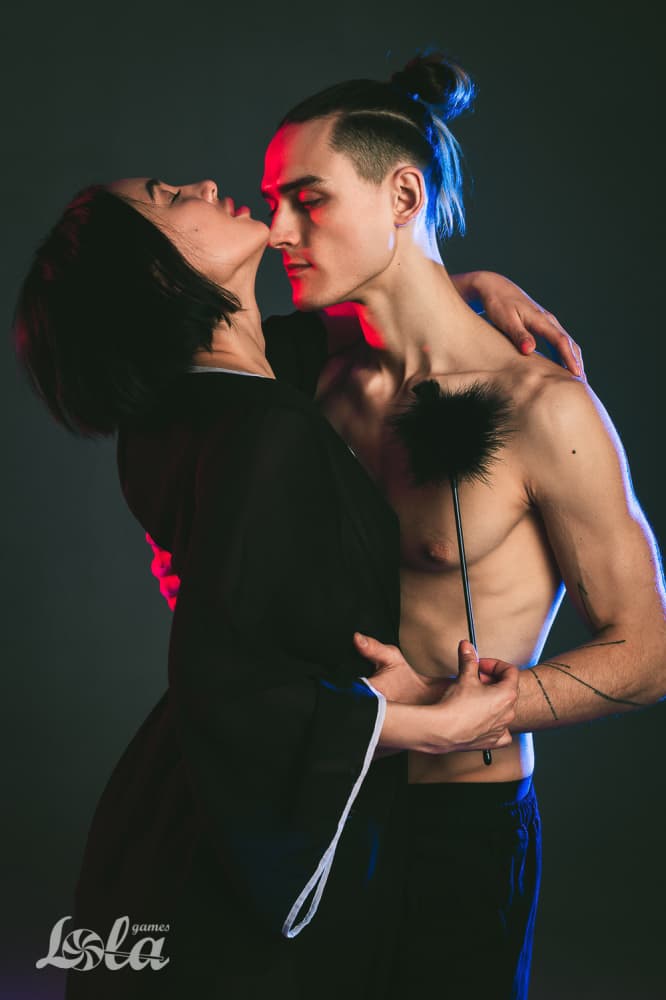 Тиклер на длинной ручке PARTY HARD NIGHTFALL - Черный Тиклер на длинной ручке PARTY HARD NIGHTFALL - Черный