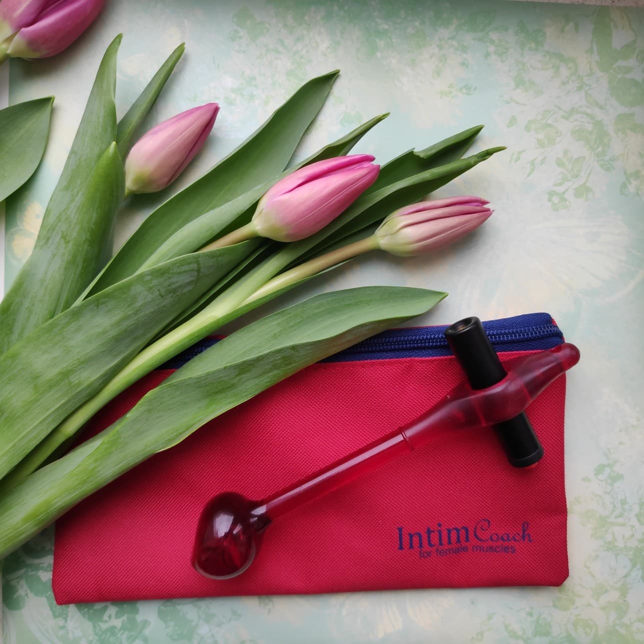 Тренажер Тюльпан 2 в 1: Лазерный + Грузовой  для мышц тазового дна - Красный Тренажер Тюльпан 2 в 1: Лазерный + Грузовой  для мышц тазового дна - Красный