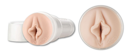 Fleshlight Girls Tori Black - реалистичный мастурбатор