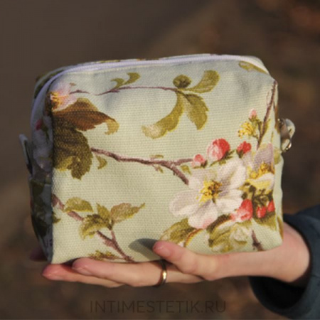 Сумочка-косметичка плотная (размер М)