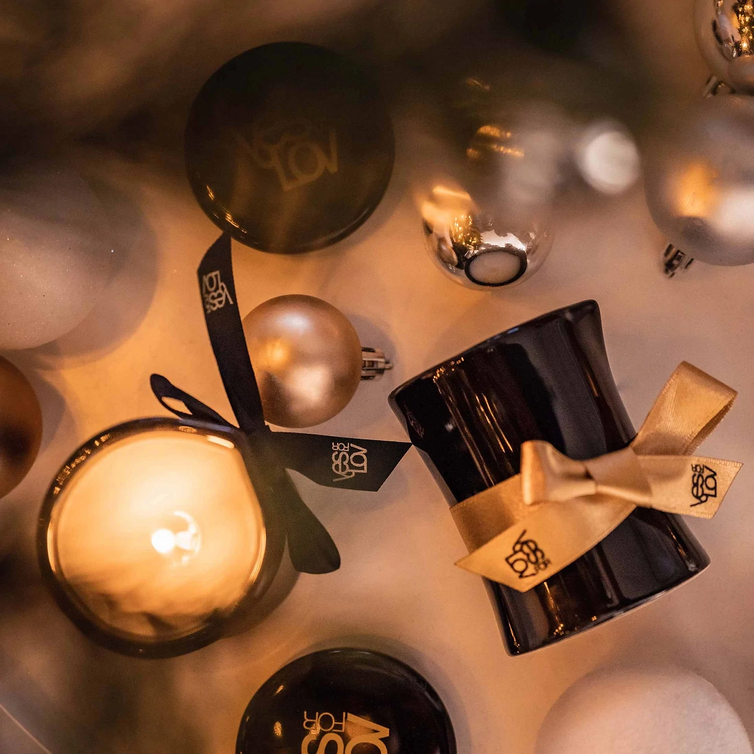 Свеча массажная YESforLOV with bewitching scent с афродизиаками, 120 гр