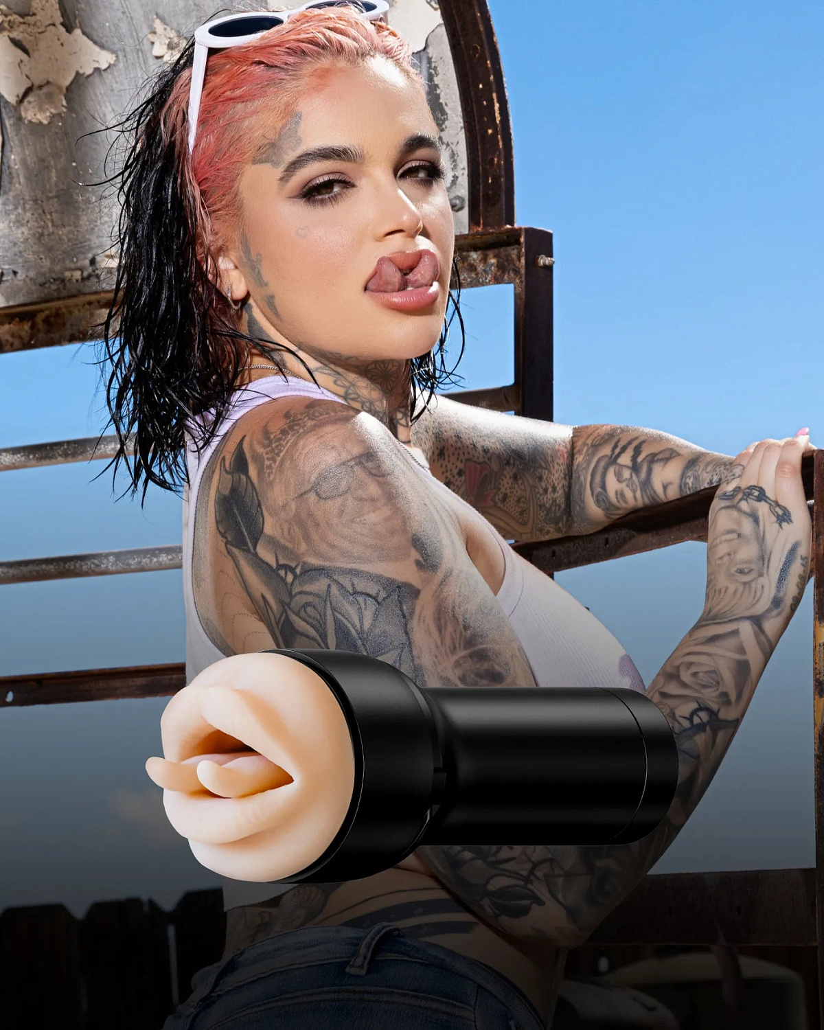 Мастурбатор-ротик KIIROO Feel Leigh Raven (раздвоенный язык)