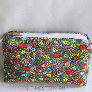 Сумочка-косметичка в цветочек (размер S)