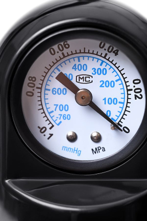 Вакуумная помпа Sexus Men Training Aksel с манометром и вибрацией