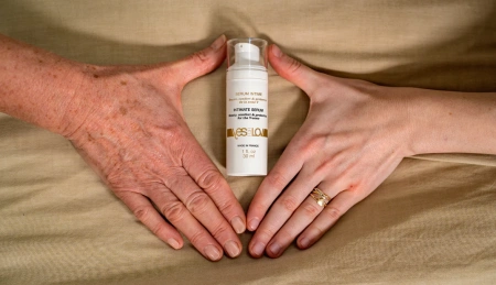 Сыворотка YESforLOV Intimate Serum для интимной зоны, 30 мл